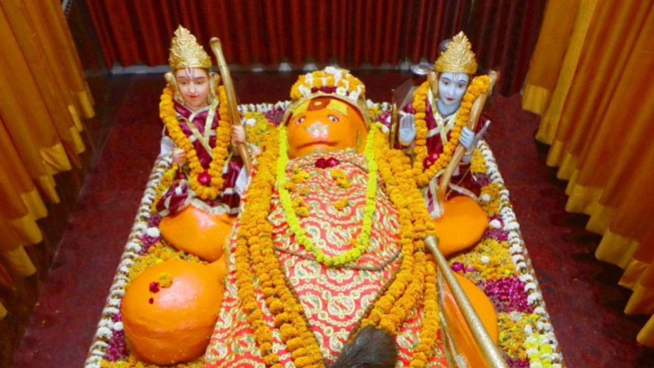 Book VIP darshan at Lete Hue Hanuman Ji
